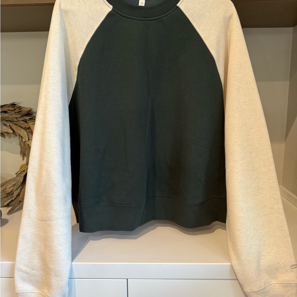 Fabletics Dark Green Crew Neck Sweater with Two-Tone Design